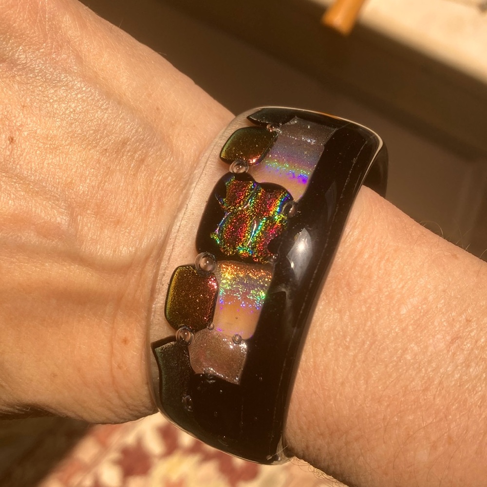 Modern Murano glass cuff